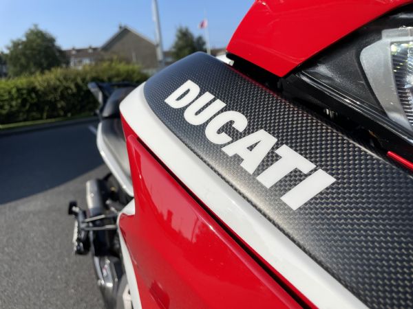 Ducati MULTISTRADA 1260 PIKES PEAK